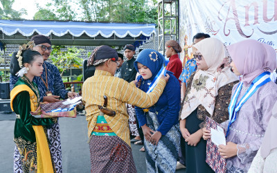 Kemeriahan Pelepasan Siswa Kelas IX SMP Negeri 3 Girimulyo Tahun Ajaran 2025/2026: Mengusung Tema